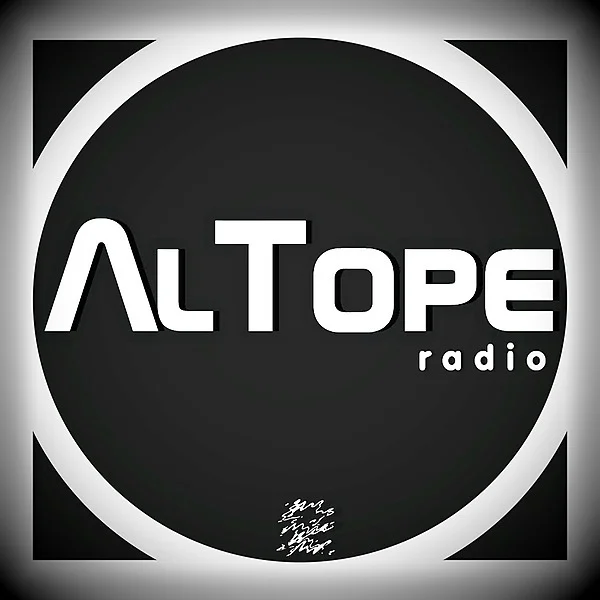 AL TOPE RADIO